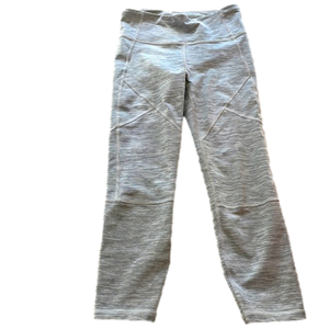 🌿Women’s GapFit leggings black/white thin stripes, size XS🌿